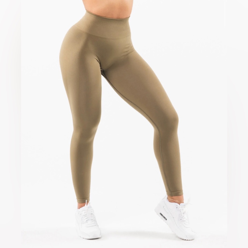 AMPLIFY LEGGING - Picture 7 of 7